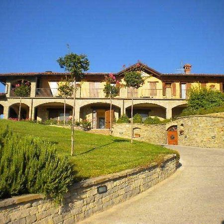 Azienda Agrituristica Alcastle Montabone Ngoại thất bức ảnh
