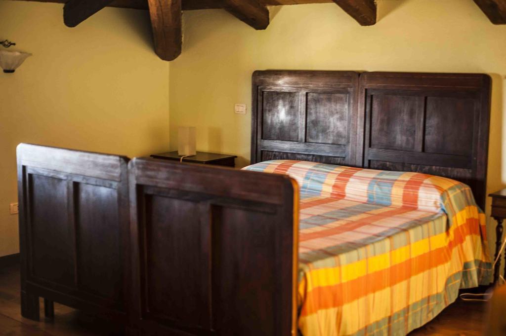 Azienda Agrituristica Alcastle Montabone Ngoại thất bức ảnh