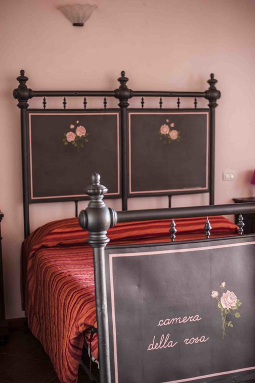 Azienda Agrituristica Alcastle Montabone Ngoại thất bức ảnh