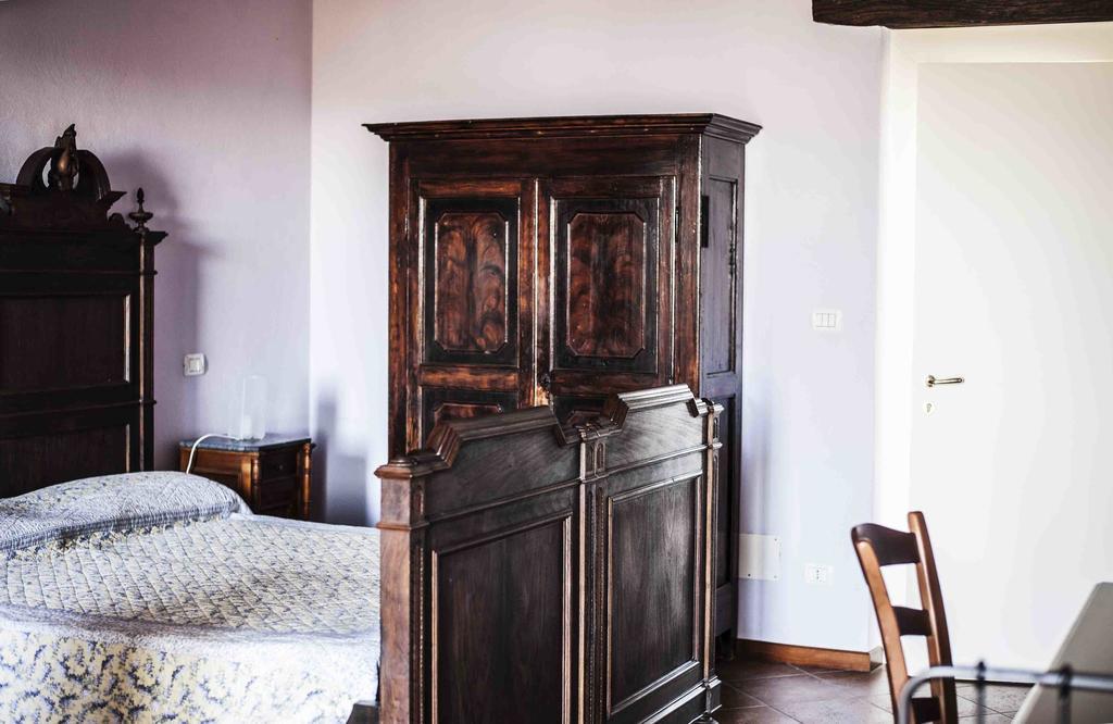 Azienda Agrituristica Alcastle Montabone Ngoại thất bức ảnh