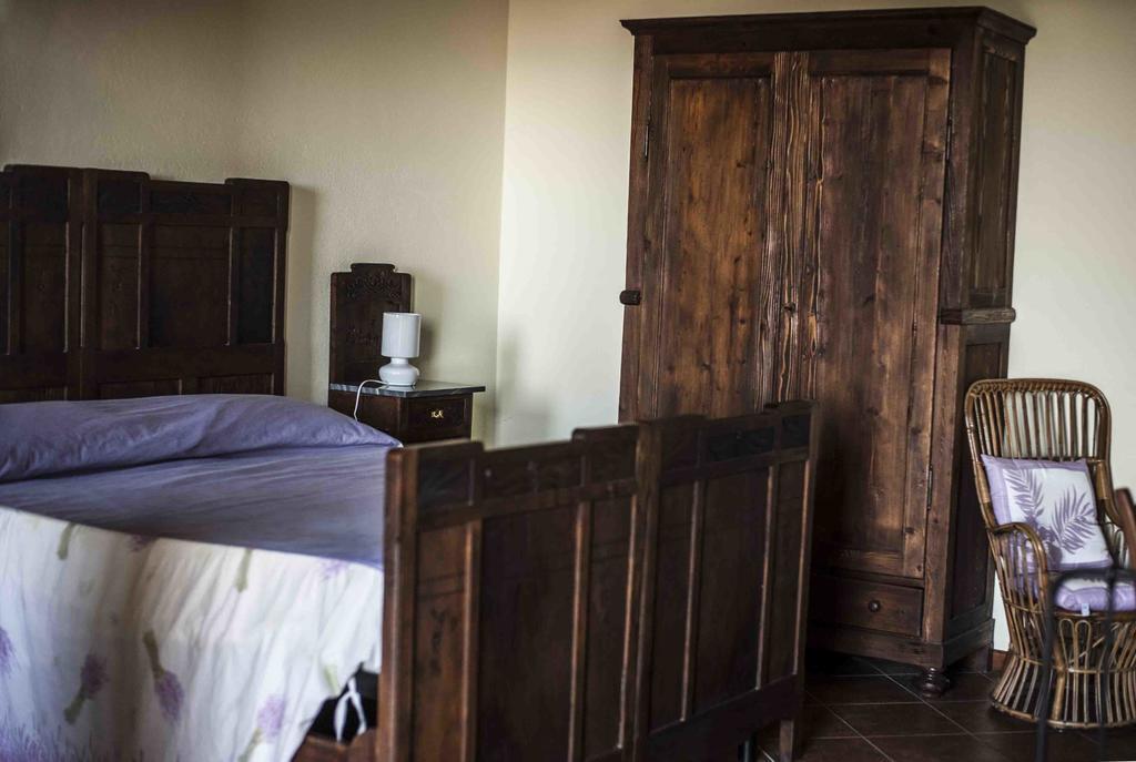 Azienda Agrituristica Alcastle Montabone Ngoại thất bức ảnh