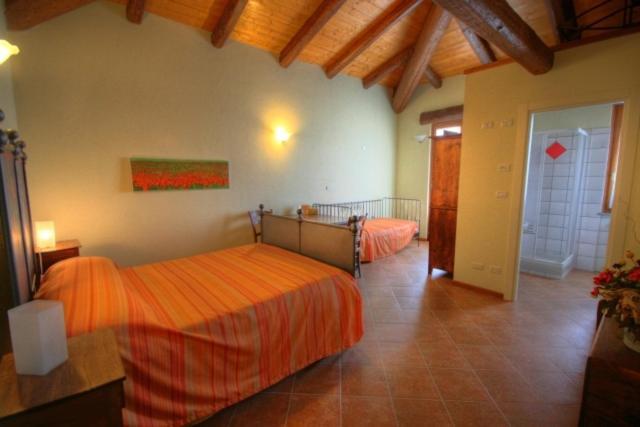 Azienda Agrituristica Alcastle Montabone Phòng bức ảnh