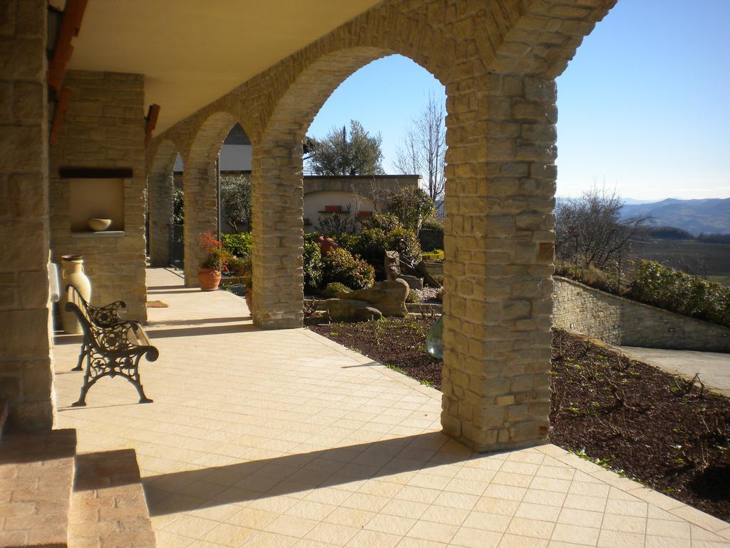 Azienda Agrituristica Alcastle Montabone Ngoại thất bức ảnh